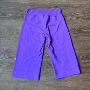 Lululemon purple crop leggings women’s 4 small